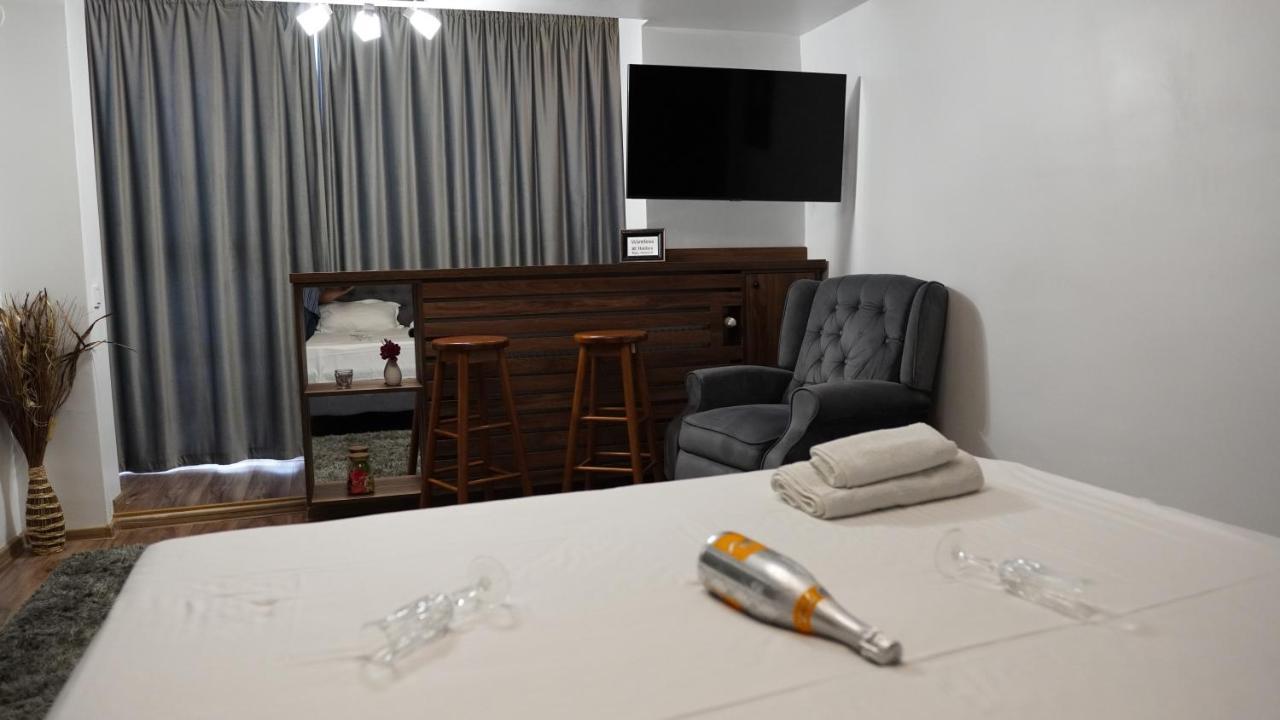 Luxury 1Br Studio Near Hanul Drumetului Bukarest Kültér fotó