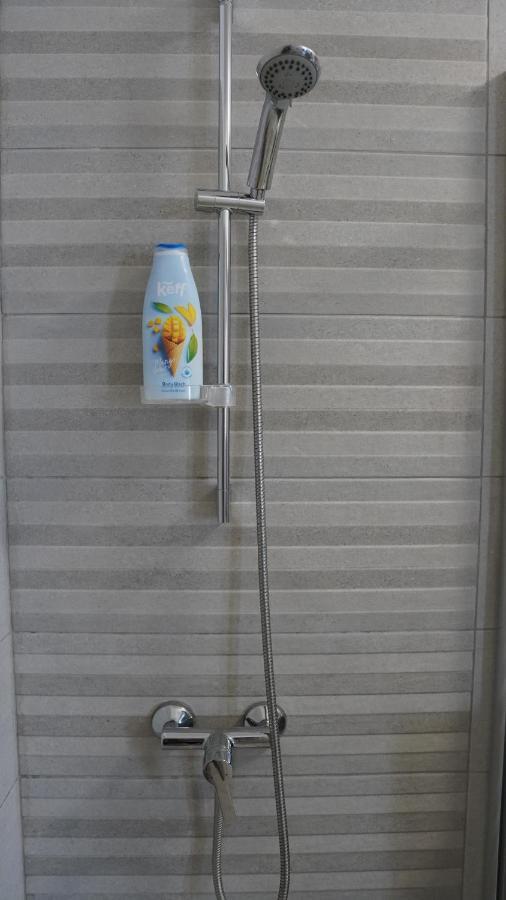 Luxury 1Br Studio Near Hanul Drumetului Bukarest Kültér fotó